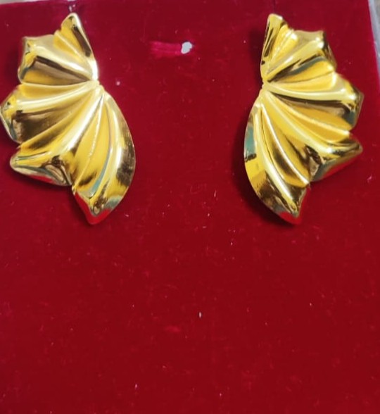 Half Flower Petals earring